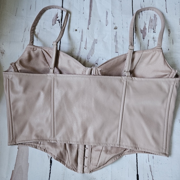 New Say What Women's Faux Leather Pink Corset Top Size Large - Picture 2 of 5